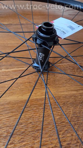 [NEUVE] - Roue AV VTT 29" DT Swiss XR1700 - 3