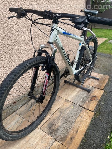 Specialized Hotricker Taille S WHT - 9