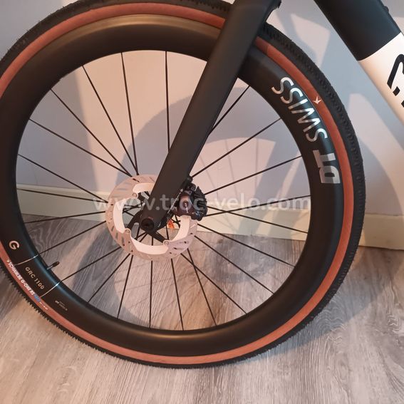 Roues vélo de Gravel Dt Swiss 1100 50mm