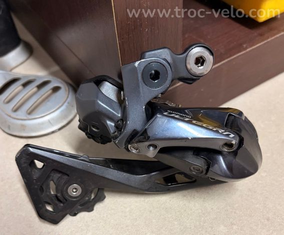 Dérailleur arrière shimano ultegra 8050 di2