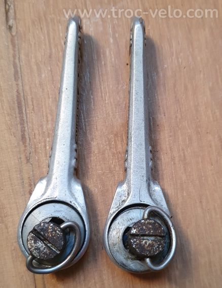 Manettes vitesses shimano 600 Arabesque  - 3