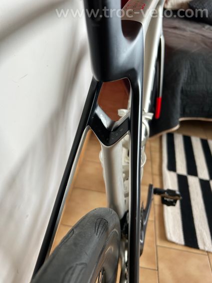 Trek Madone SL 8 Gen 8 - Ultegra Di2 - Capteur de puissance - Aeolus Pro 51 - Taille M/L - 5