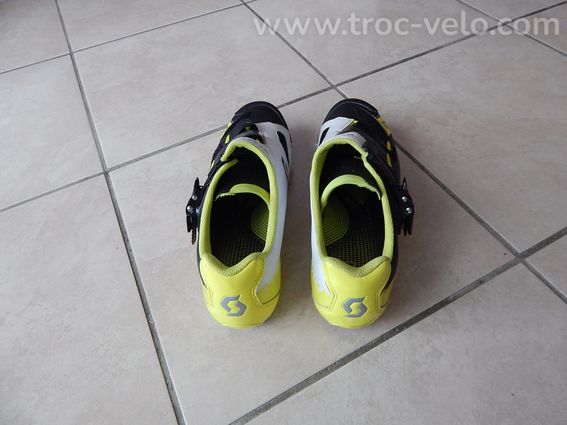 Belles chaussures vélo MTB en 42 - 3