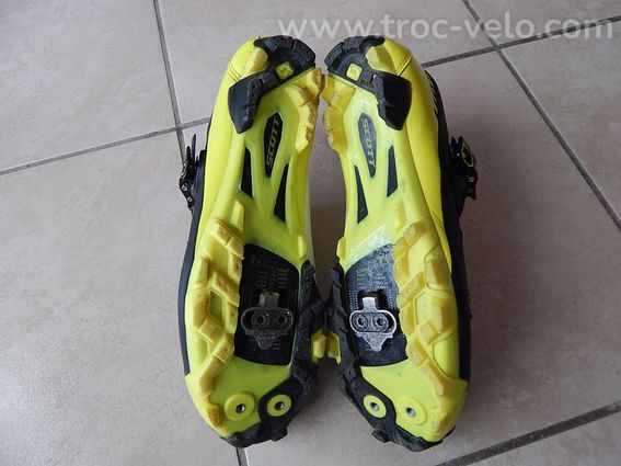 Belles chaussures vélo MTB en 42 - 5