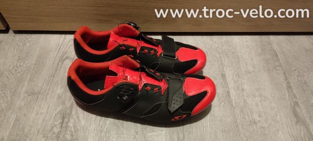 Chaussure route giro t44 - 2