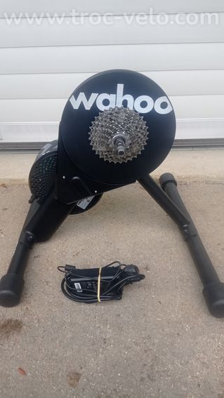 Home trainer Wahoo Kick Core - 2