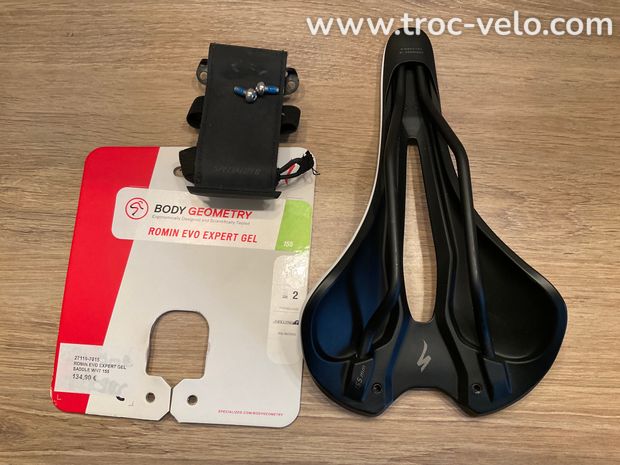 Selle SPECIALIZED ROMIN EVO EXPERT GEL 155mm NEUVE + sacoche  - 50% - 2