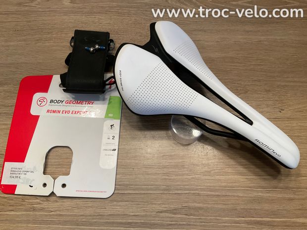 Selle SPECIALIZED ROMIN EVO EXPERT GEL 155mm NEUVE + sacoche  - 50% - 1