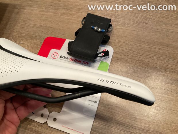 Selle SPECIALIZED ROMIN EVO EXPERT GEL 155mm NEUVE + sacoche  - 50% - 3