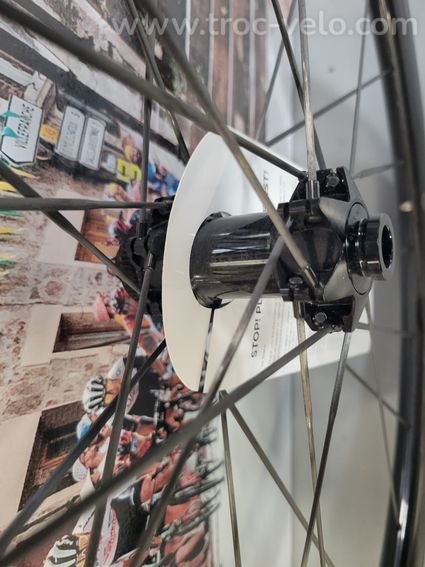 NEUF ! Paire de roues carbone Black Inc 28/33 - 3