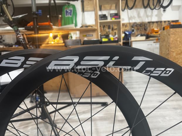 C50 PRO -  Pneu / Patin - 3