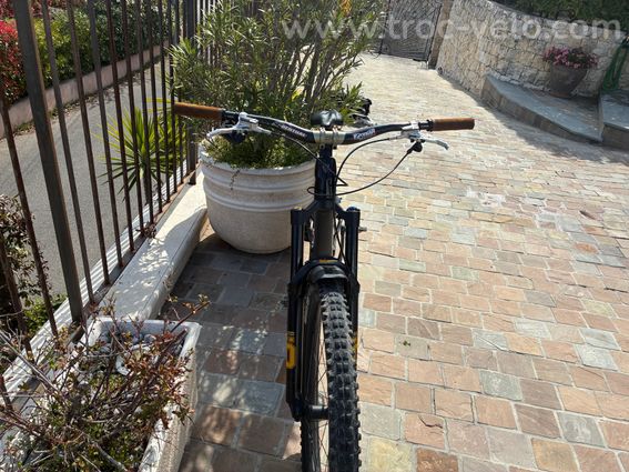 VTT  trek fioul ex 2025  - 2