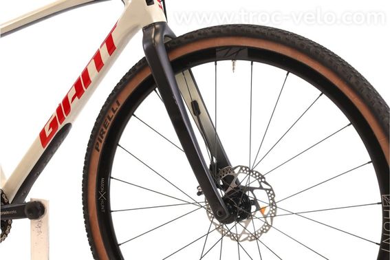 Produit Reconditionne Giant Revolt Advanced 2 Axs 12v Velo De Gravel Bon Etat - 5