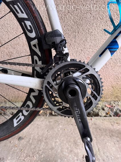 TREK EMONDA CARBONE OCLV 700 - 3