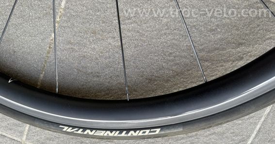 Roue avant 700C x 33, à patins, montage artisanale (TOPWHEELS) - 6
