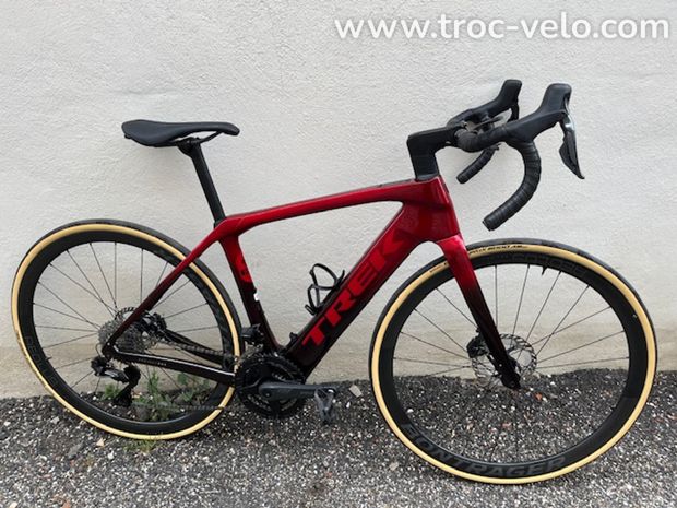 VENDS TREK DOMANE + SLR9 ETAT NEUF - 1