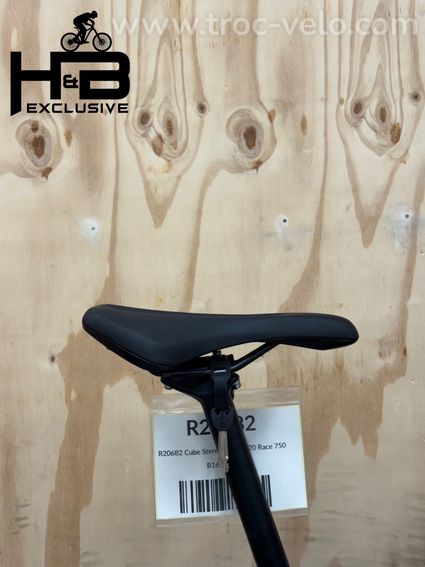 Cube Stereo Hybrid 120 Race 750 29 pouces VTT électrique Shimano XT 2024 - 9