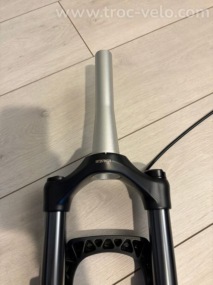 Fourche RockShox Judy Silver TK 29" - 100mm - Boost 15x110 - Pivot 17.6 cm - 8