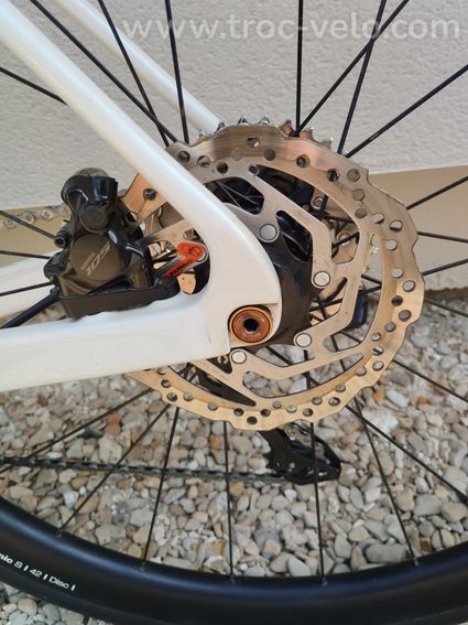 Velo route adris endurance di2 taille M  - 7