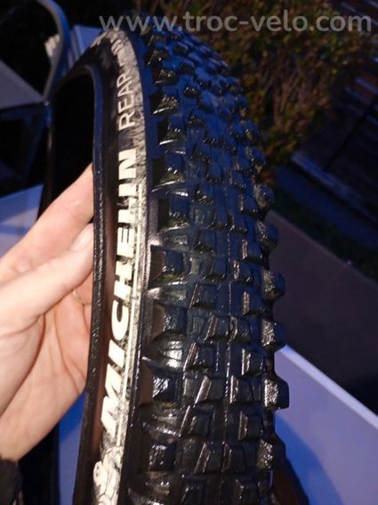 Lot de pneus Michelin enduro 27,5 pouces - 5