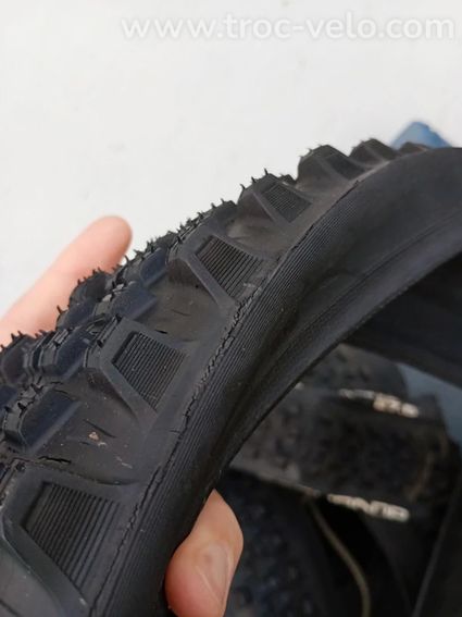Lot de pneus Michelin enduro 27,5 pouces - 9