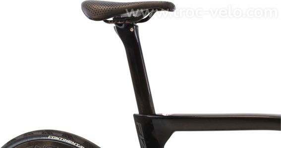 Produit Reconditionne    Pinarello Dogma F12 Axs 12v    Noir   Velo De Route   Tres Bon Etat - 8
