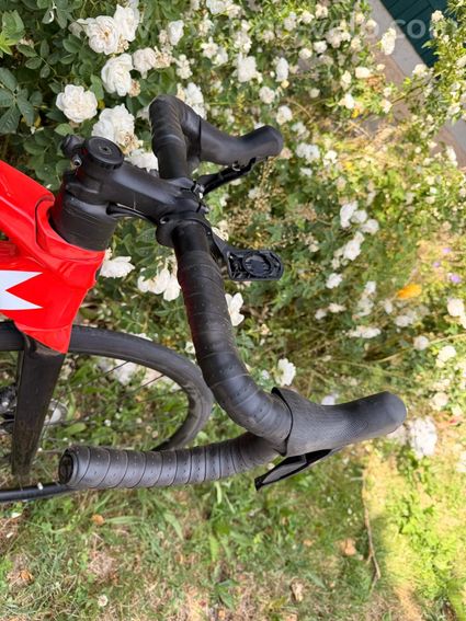 Vélo route Trek Emonda SL 6 Disc noir rouge 2022 Taille 54 - 11