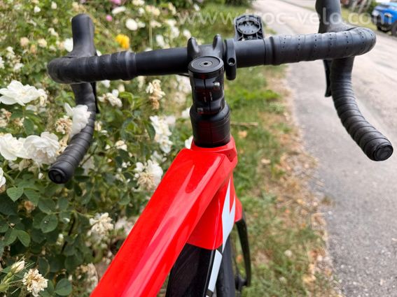 Vélo route Trek Emonda SL 6 Disc noir rouge 2022 Taille 54 - 15