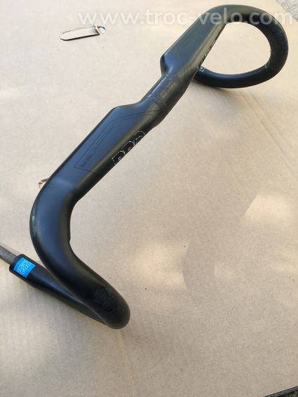 Cintre PRO Vibe Carbon Aero Superlight Guidon Carbone - noir