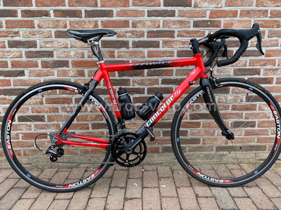 Vélo néo‑rétro haut de gamme - Parfait Etat