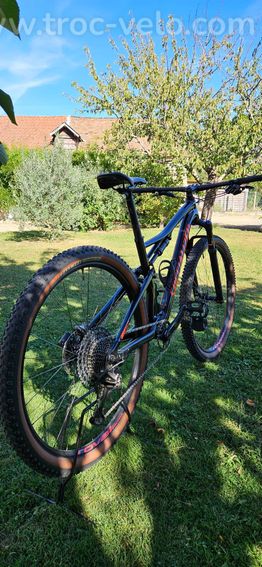 SPECIALIZED EPIC - 10