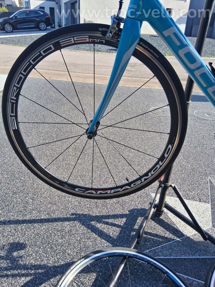 Focus Cayo Carbone Shimano 105 + Roues Campagnolo Scirocco 35 – Taille M – Excellent état7 - 6