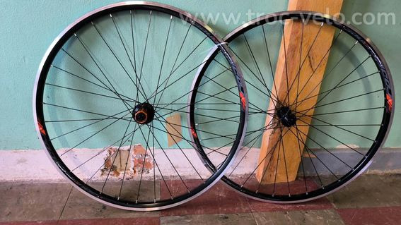 Paire de roues mach1 "road runner" aluminium