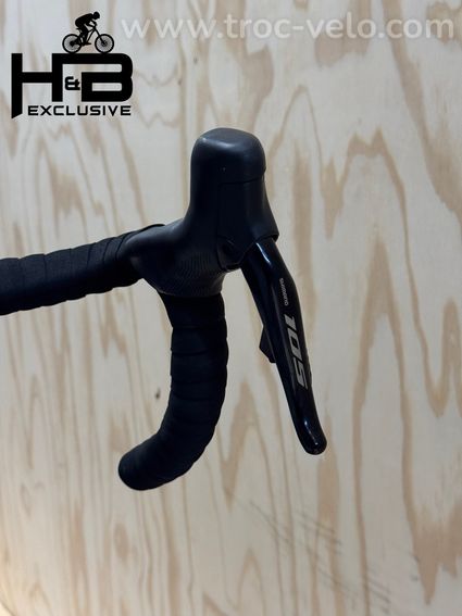 BMC Roadmachine FIVE Carbon Vélo de Route Shimano 105 Di2 2023 - 6