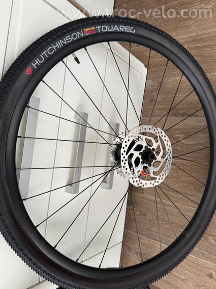 PAIRE DE ROUES NEUVE - 2