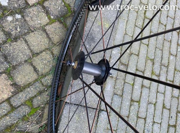 Roue légère VENTOUX en carbone Mavic Campagnolo - 10