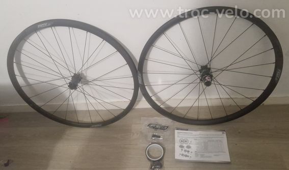 Paires de roues FSA AGX i21