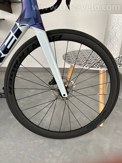 TREK Emonda SL6 2024 – Carbone – Shimano 105 Di2 – 4 000 km - 6