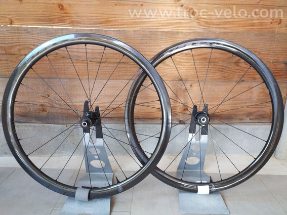 Roues vélo de route Campagnolo Hyperion - 2