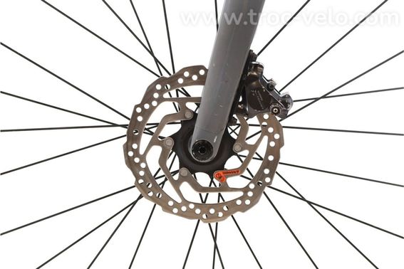 Produit Reconditionne    Bmc Teammachine Slr 01 Five Di2 12v    Gris   Velo De Route   Tres Bon Etat - 7