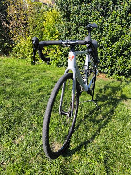 Gravel Ridley Grifn carbone – Shimano 105 11v – Taille XS – 2023 – 2 000 km - 2