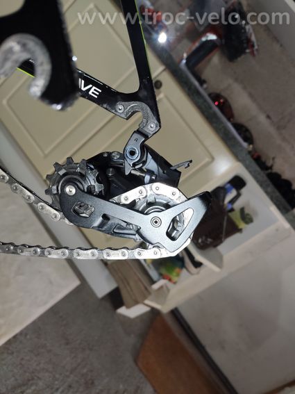 Ensemble dérailleurs AV/AR sram force AXS - 6