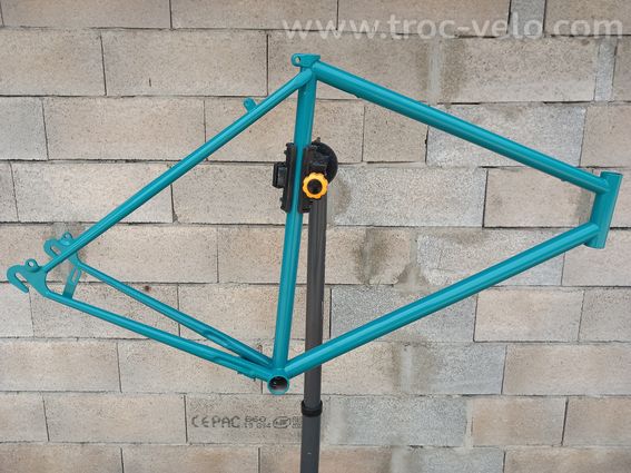 PEUGEOT Ville Turquoise Unique remis à NEUF façon Restomod - 9