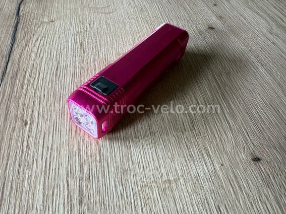 Éclairage knog ef blinder 900 velo