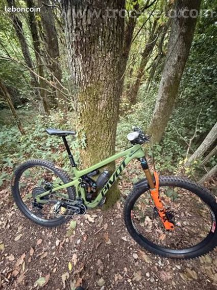 PIVOT switchblade - 2
