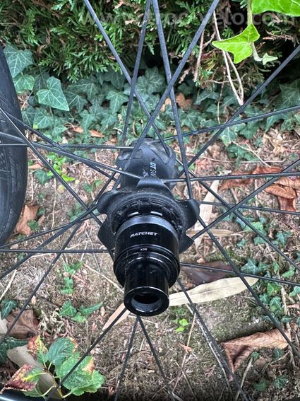 Paire de roue DT Swiss PRC 1400 Spline - 2