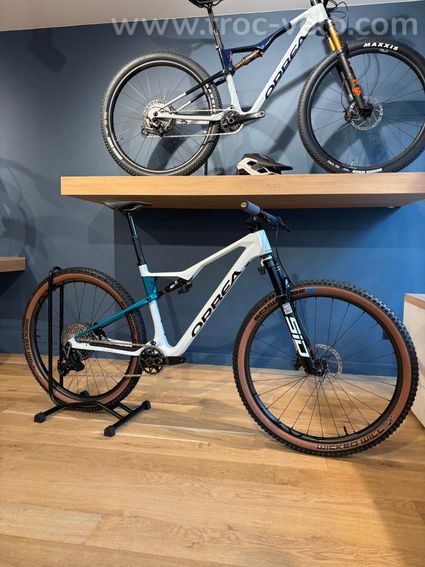 Orbea Oiz M team AXS FA OMX - 3