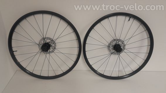 Roues Giant SR2