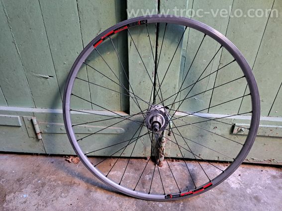 Roue arrière DT Swiss RR moyeu Powertap Cyclops