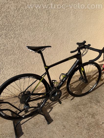 GIANT DEFY ADVANCED 3-CDB M CARBON - 3